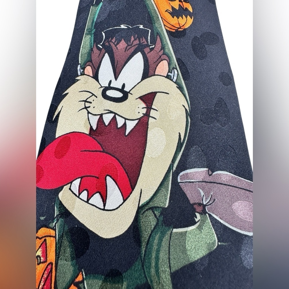 Looney Tunes Mania Tie Halloween Taz And Bugs Bunny Pumpkins Bats Full Moon Vtg - Picture 3 of 6